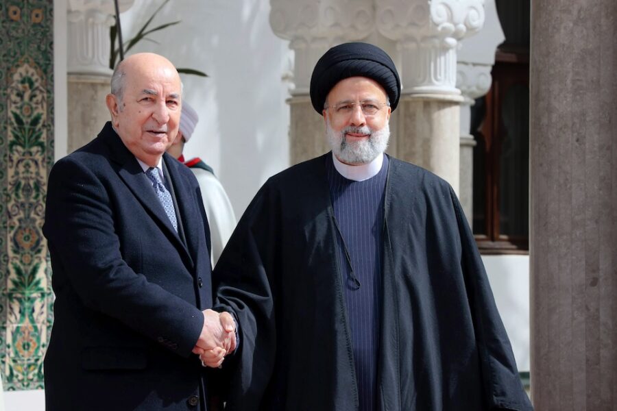 De Algerijnse president Abdelmadjid Tebboune en de Iraanse president Ebrahim
Raisi gaan nauwer samenwerken.